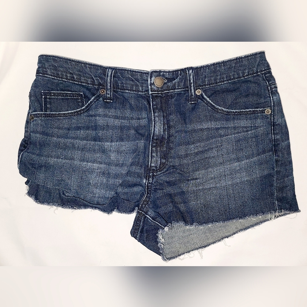 Universal Thread High Rise Shortie Size 7/ 29R